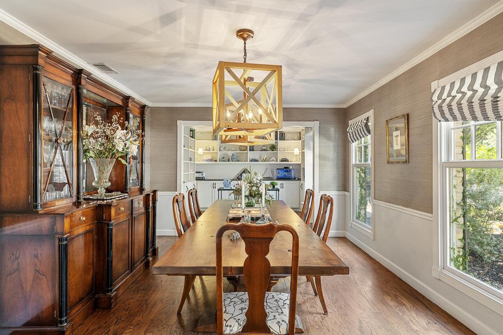 2103 Doral DR, Austin