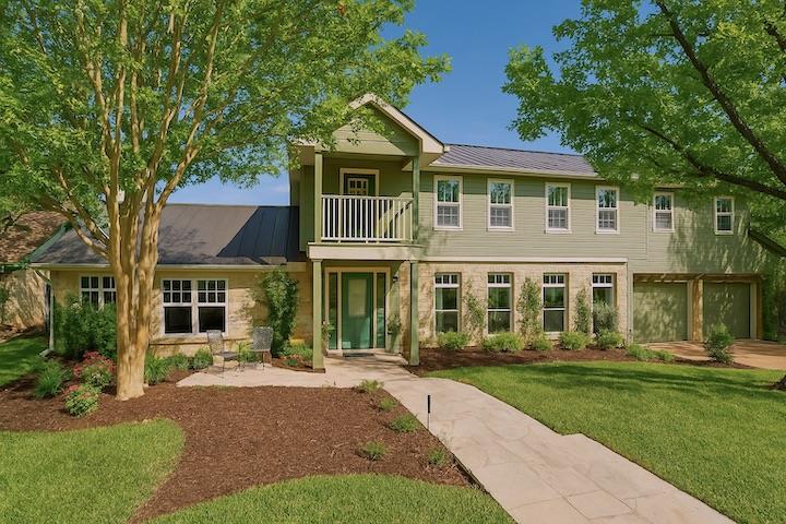 2103 Doral DR, Austin