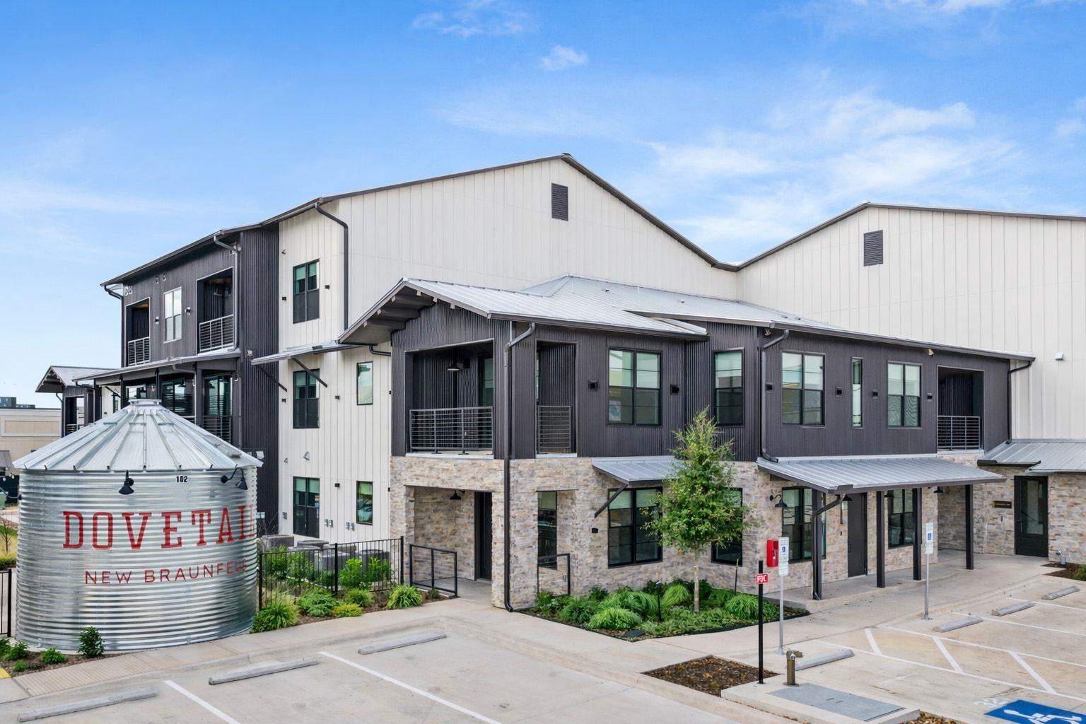 634 Central PKWY # 1201