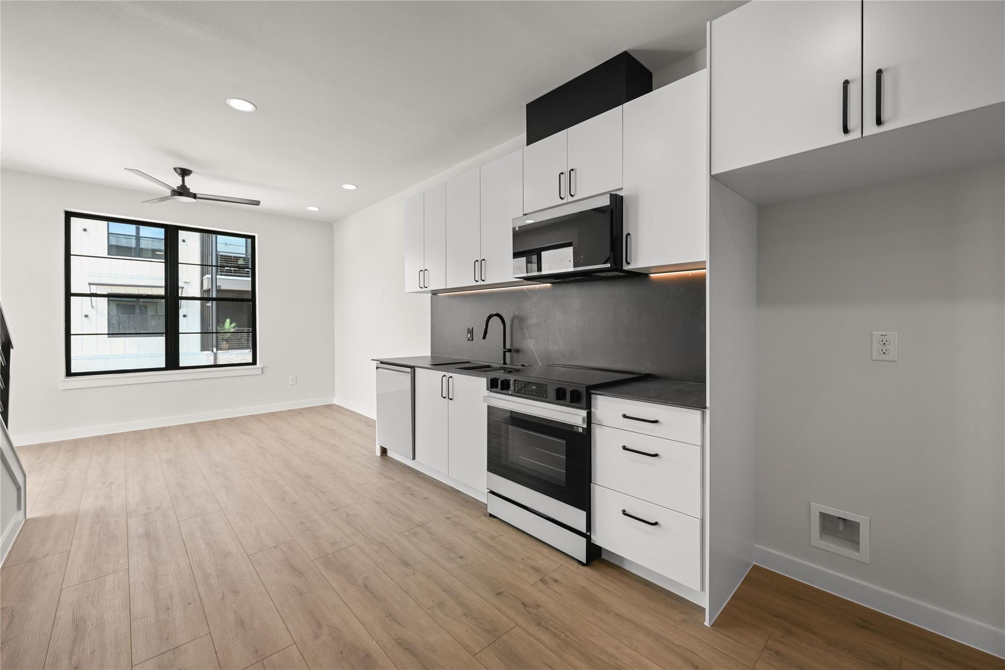 634 Central PKWY # 1201