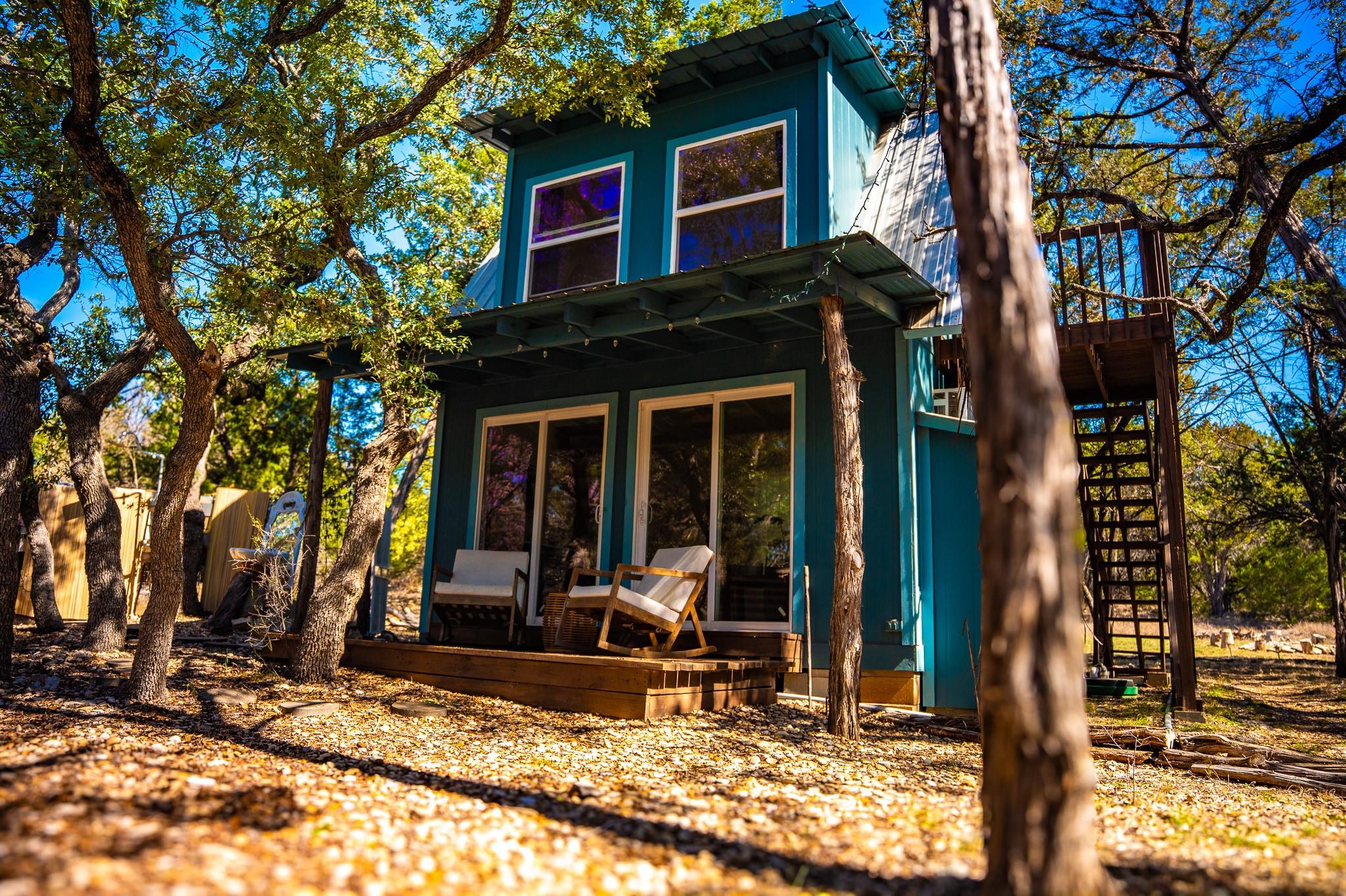 321 Lea LN
