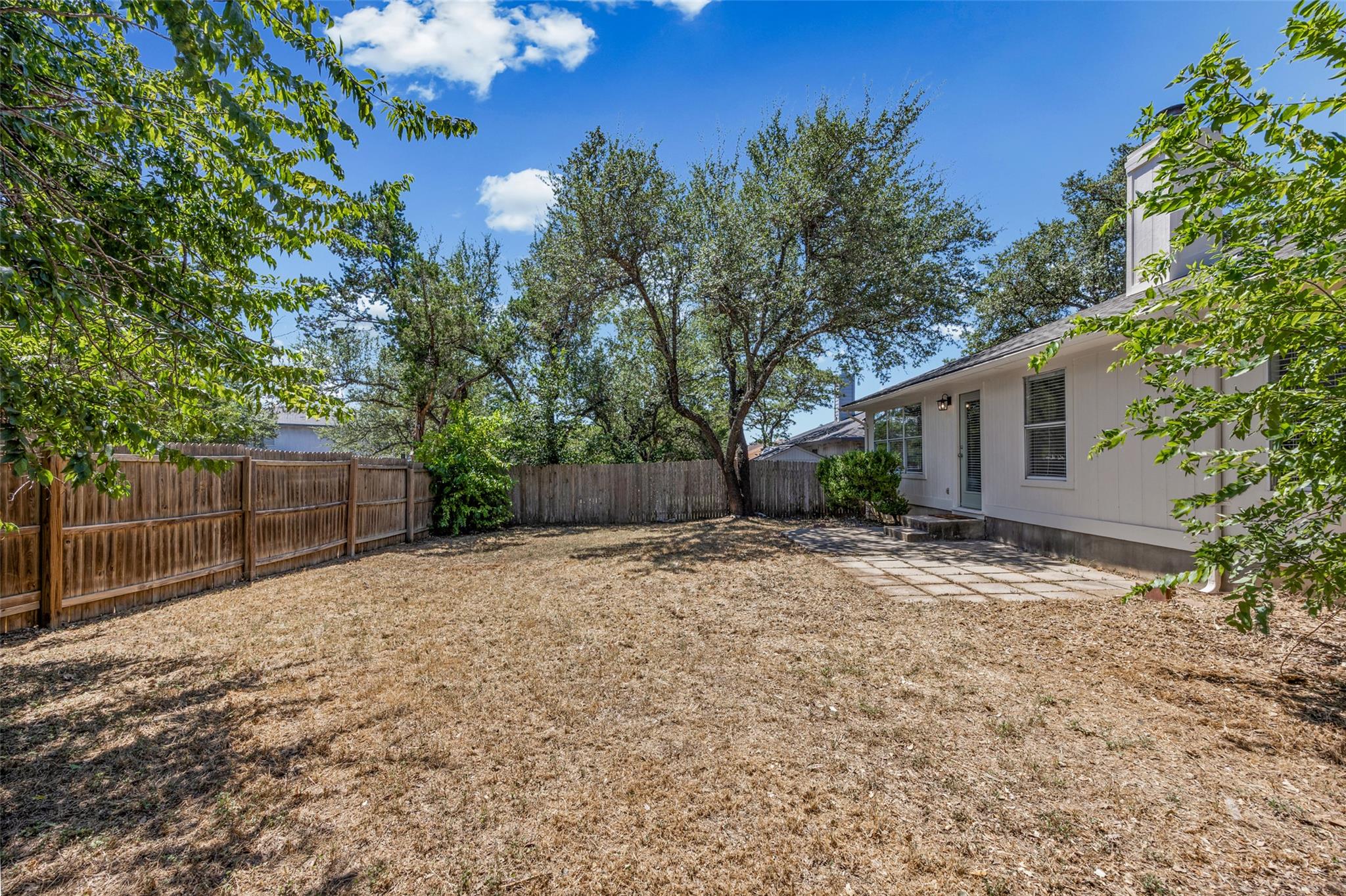 1408 Meghan DR