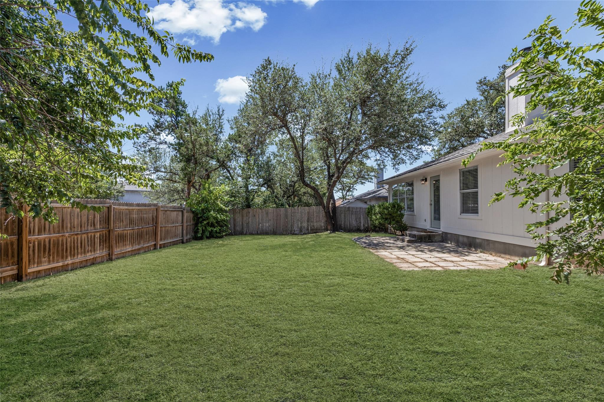 1408 Meghan DR