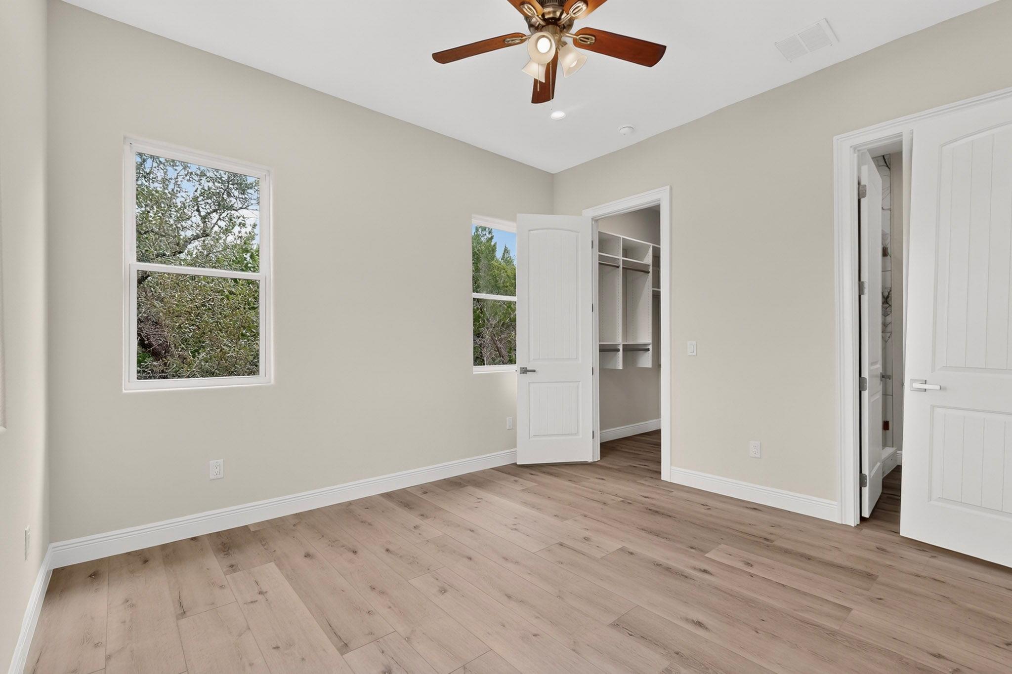 13201 Mansfield DR