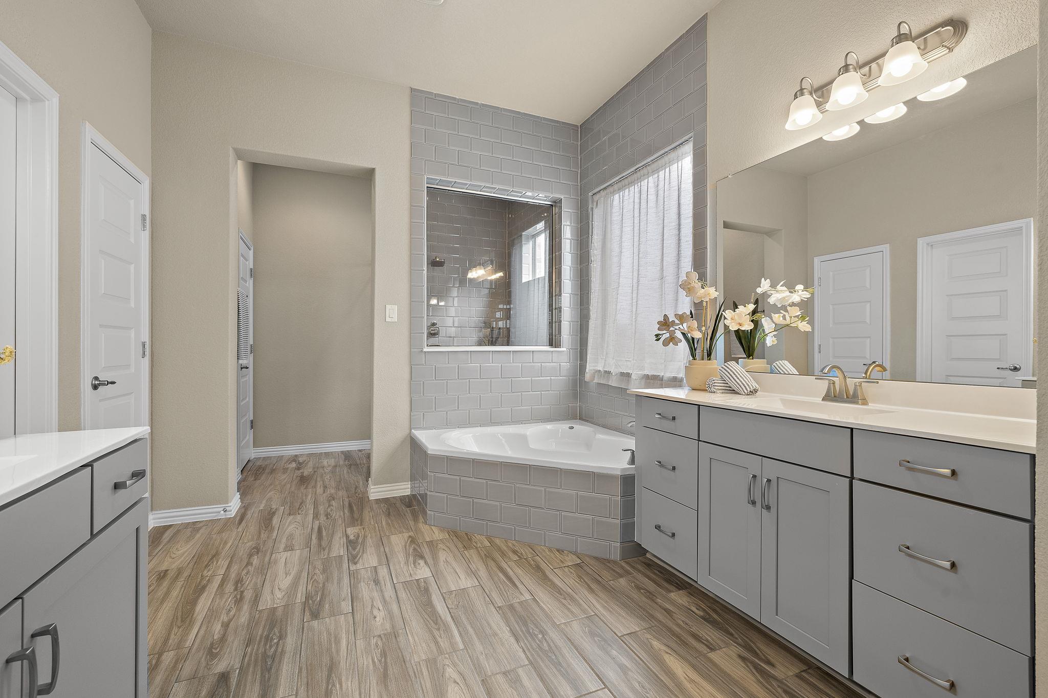 504 Leon LOOP, Liberty Hill