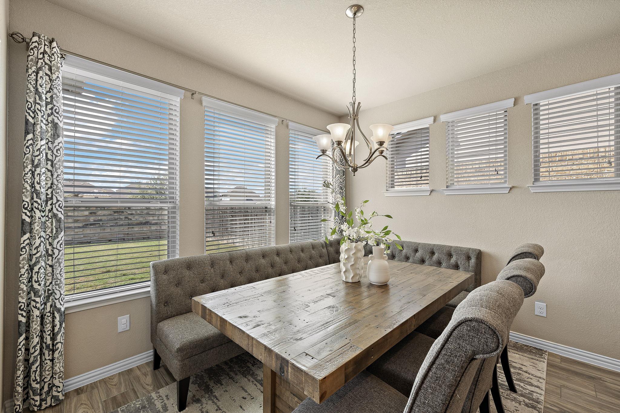 504 Leon LOOP, Liberty Hill