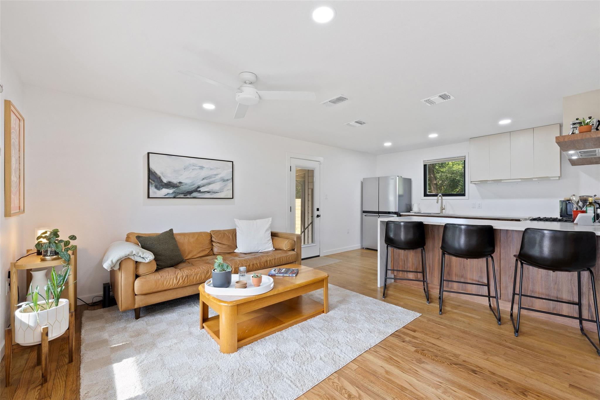 1803 Perez ST