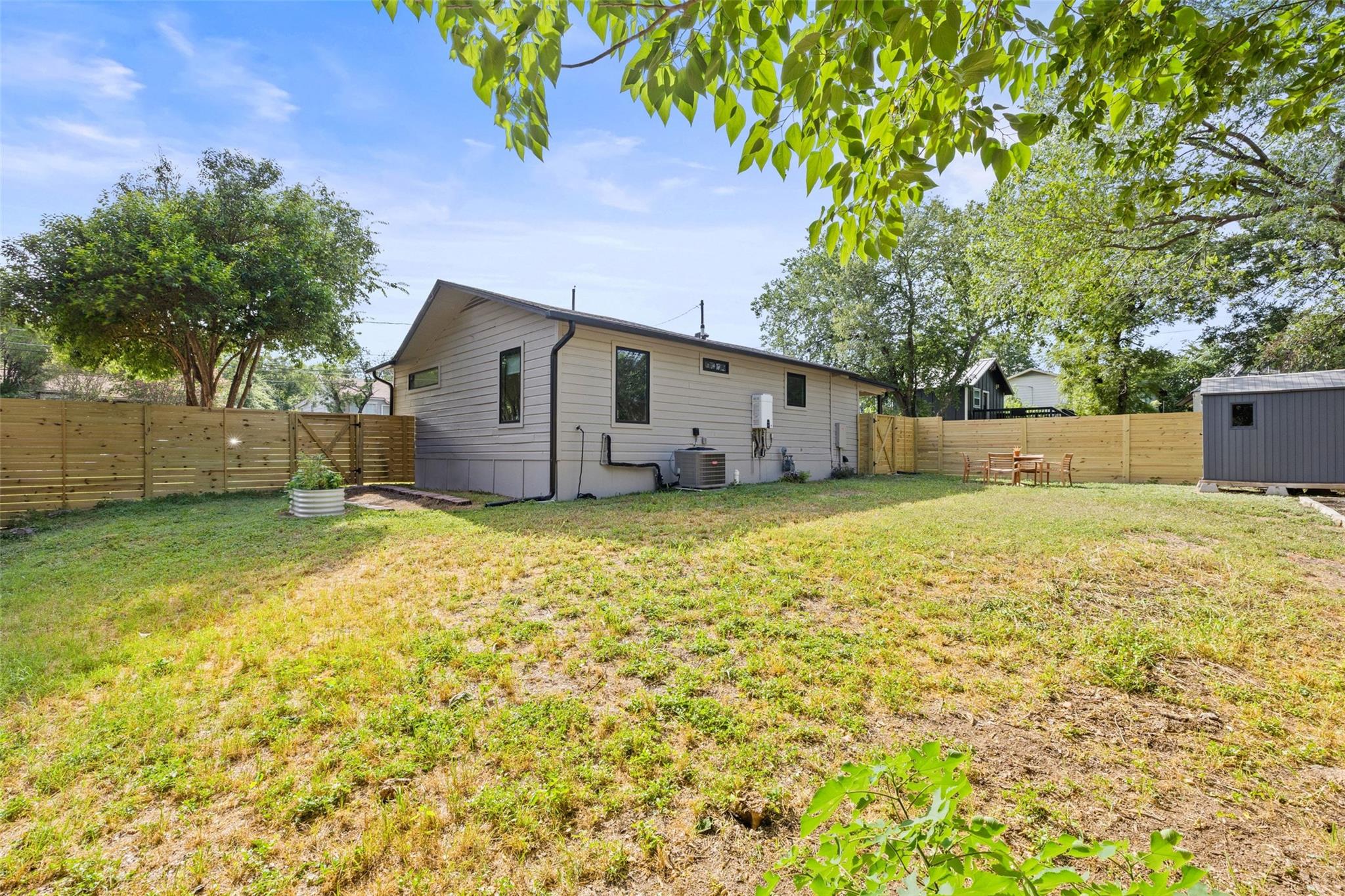 1803 Perez ST