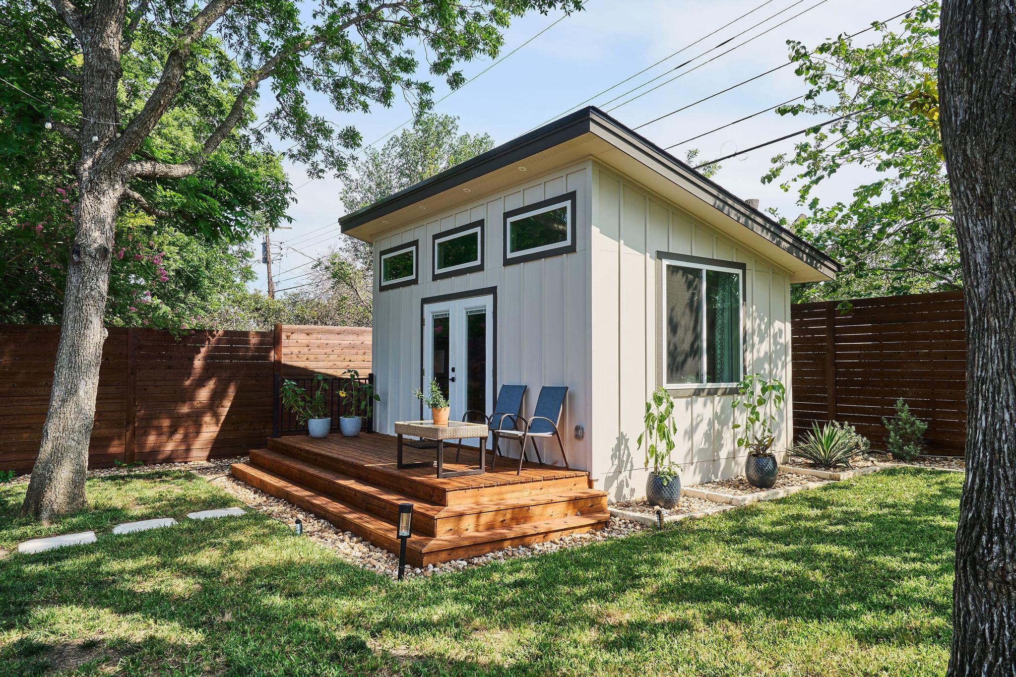 1805 Saint Albans BLVD