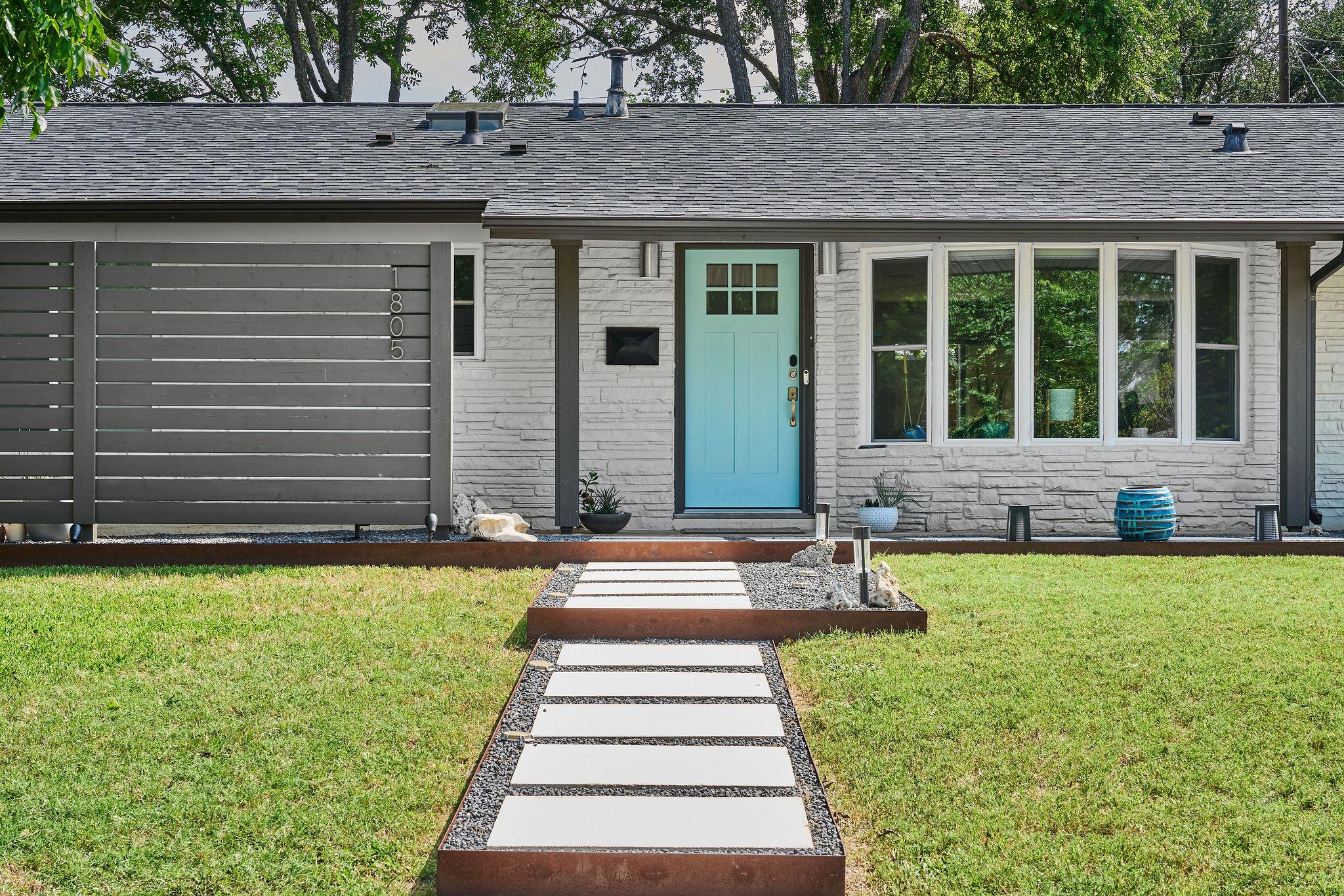 1805 Saint Albans BLVD