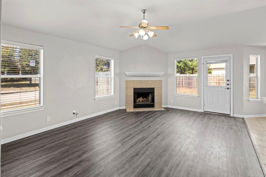 3400 Covered Wagon TRL