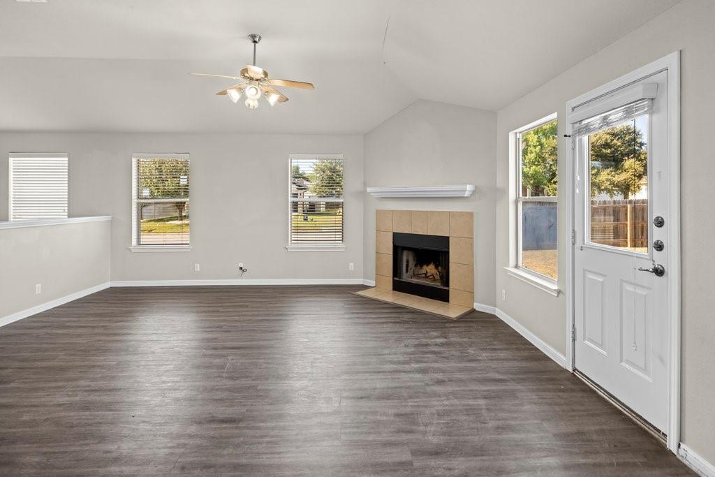 3400 Covered Wagon TRL