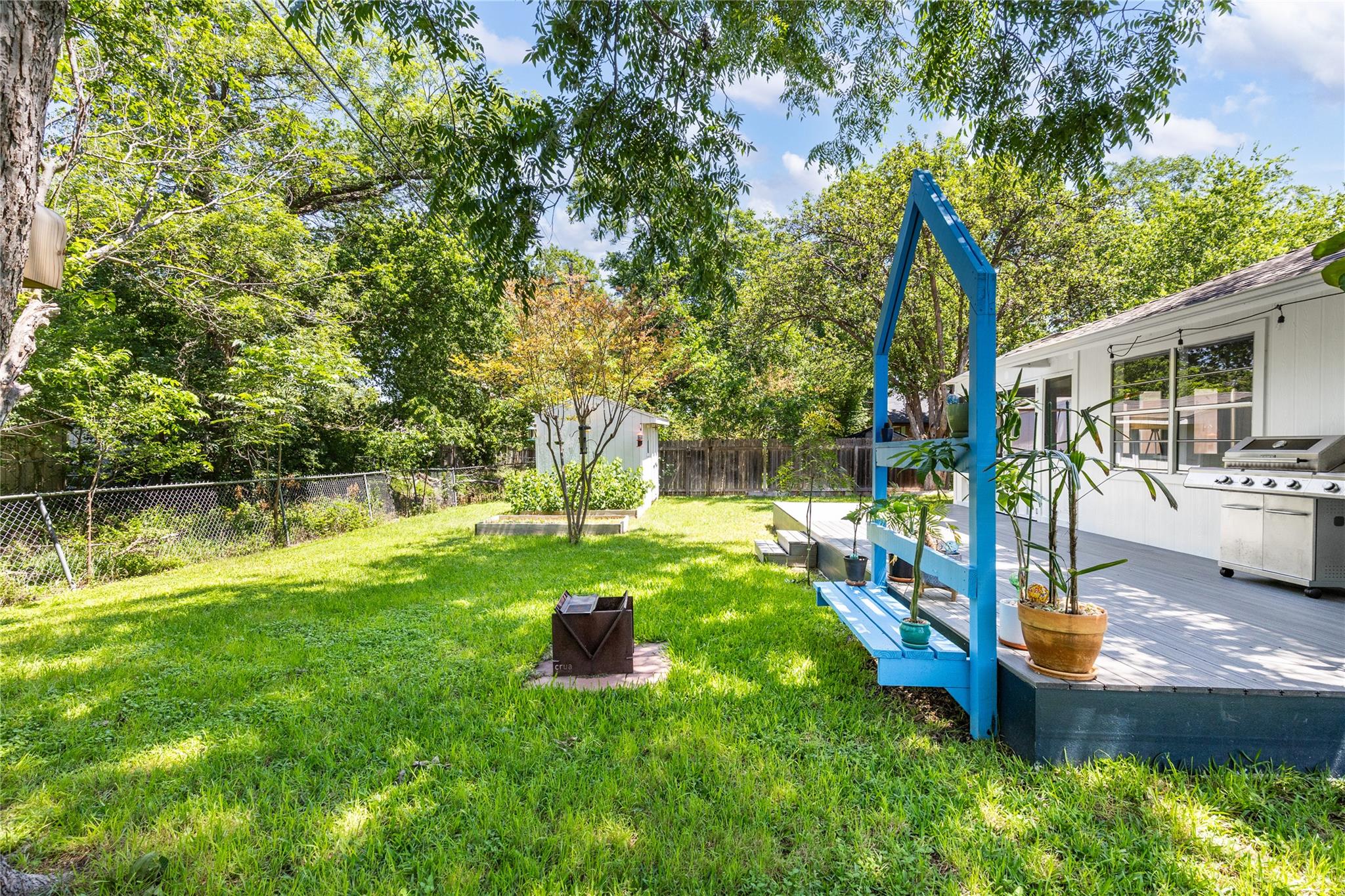 8800 Parkfield DR