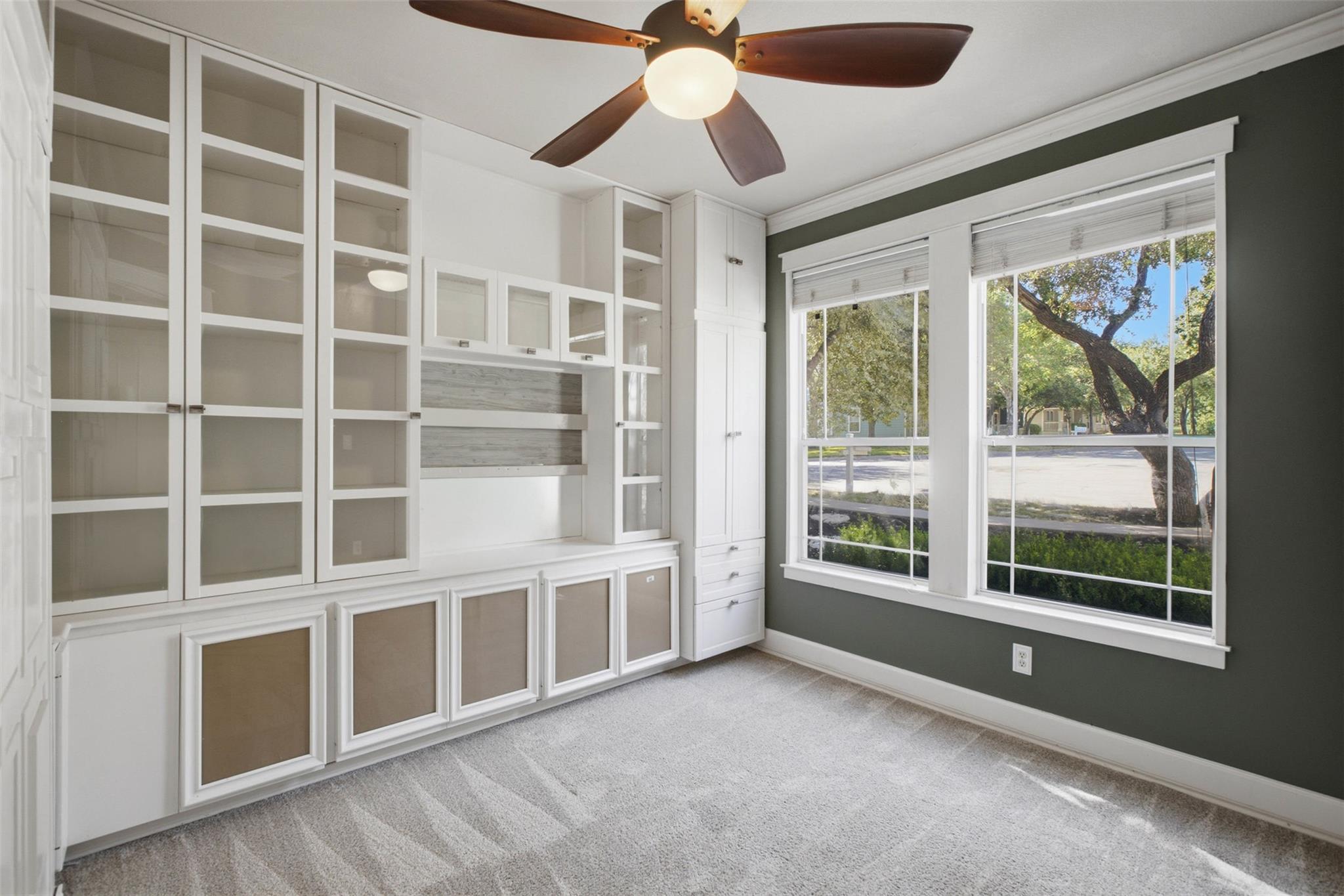 1223 Peyton PL