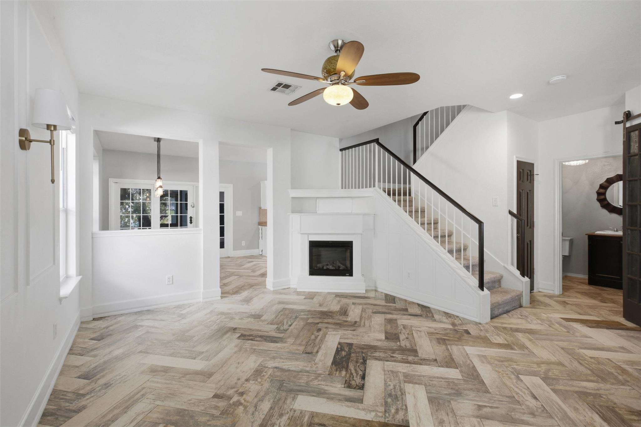 1223 Peyton PL