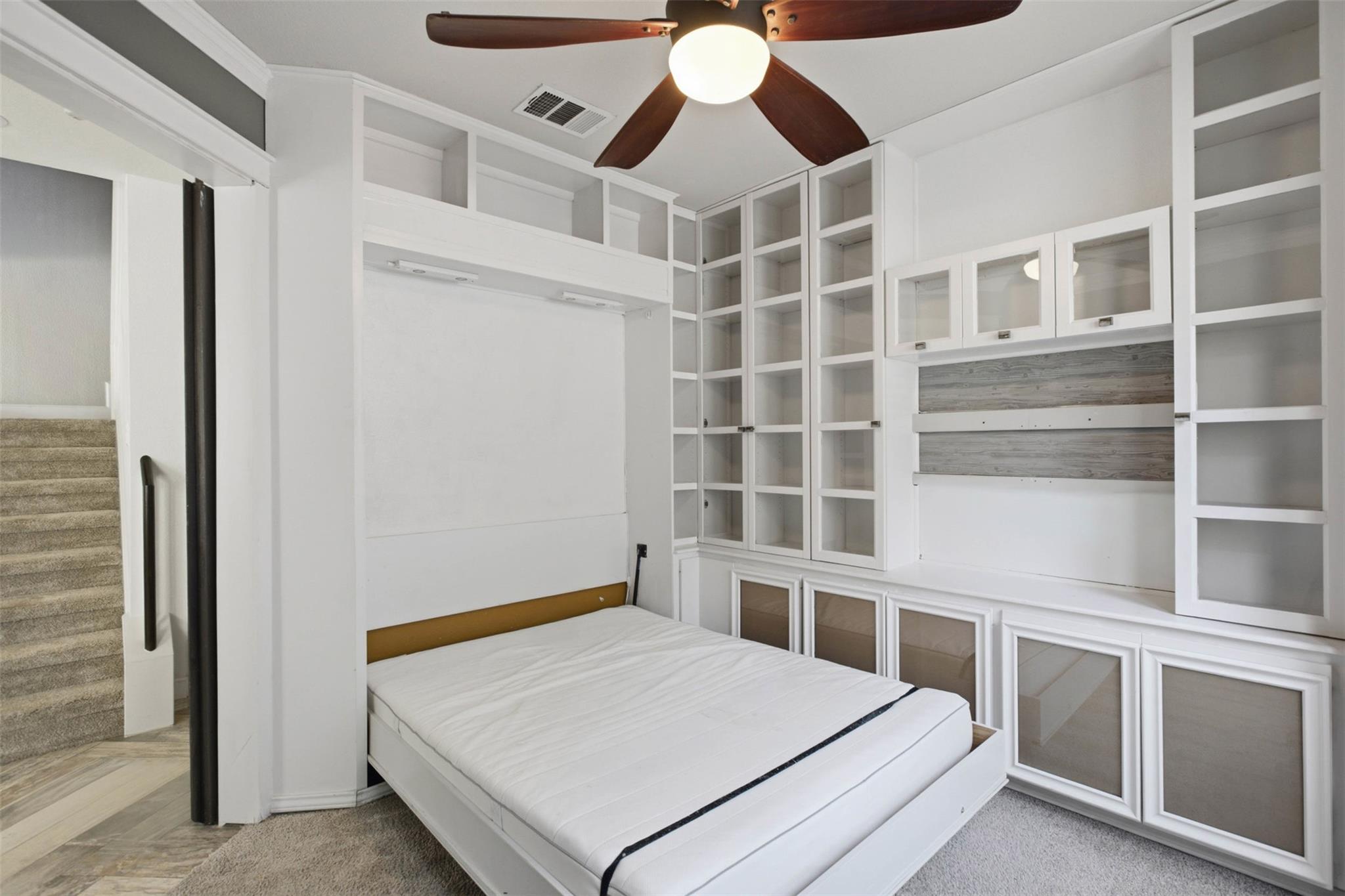 1223 Peyton PL