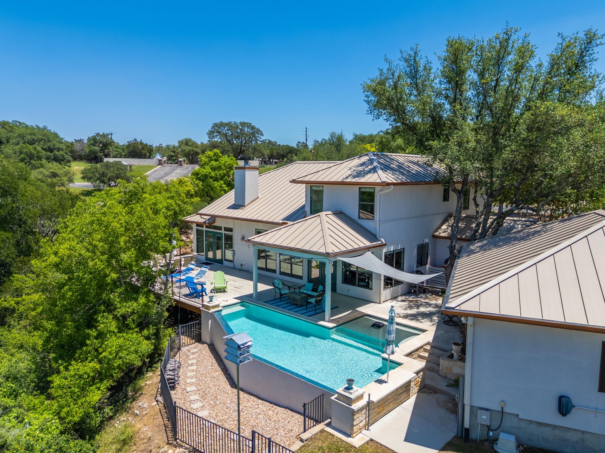 1121 Kings Cove DR