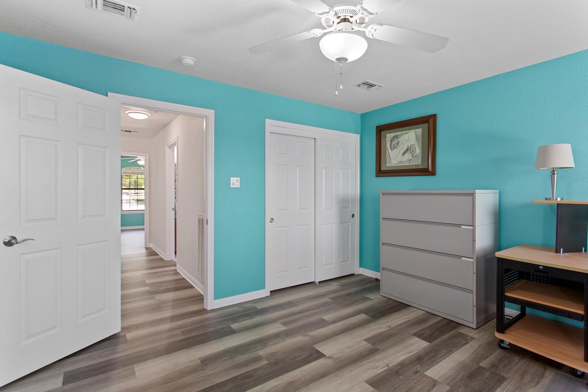 1121 Kings Cove DR