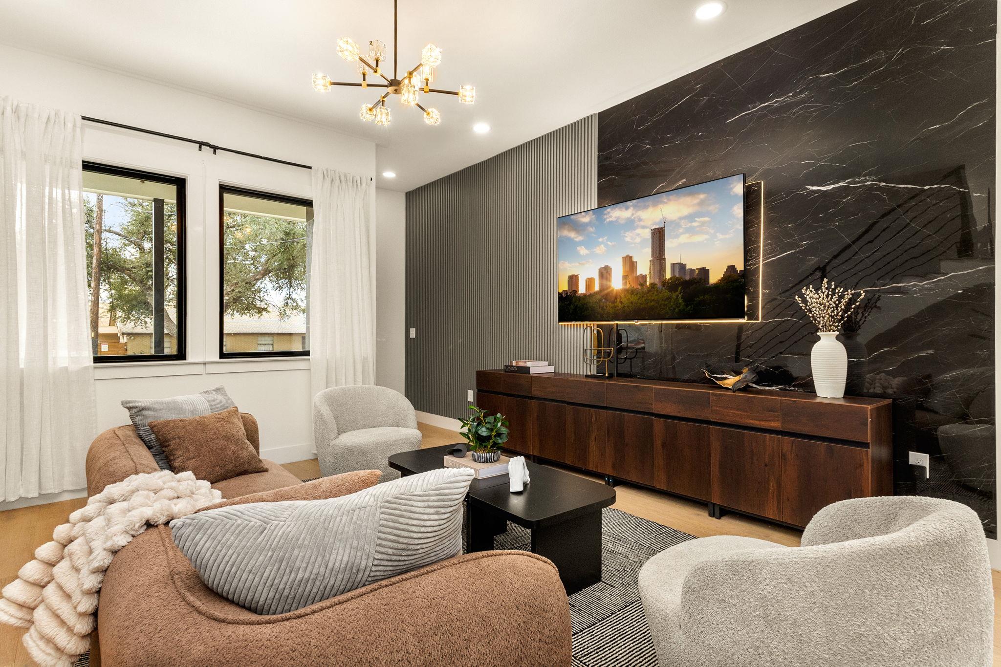 4418 Red River ST # 1