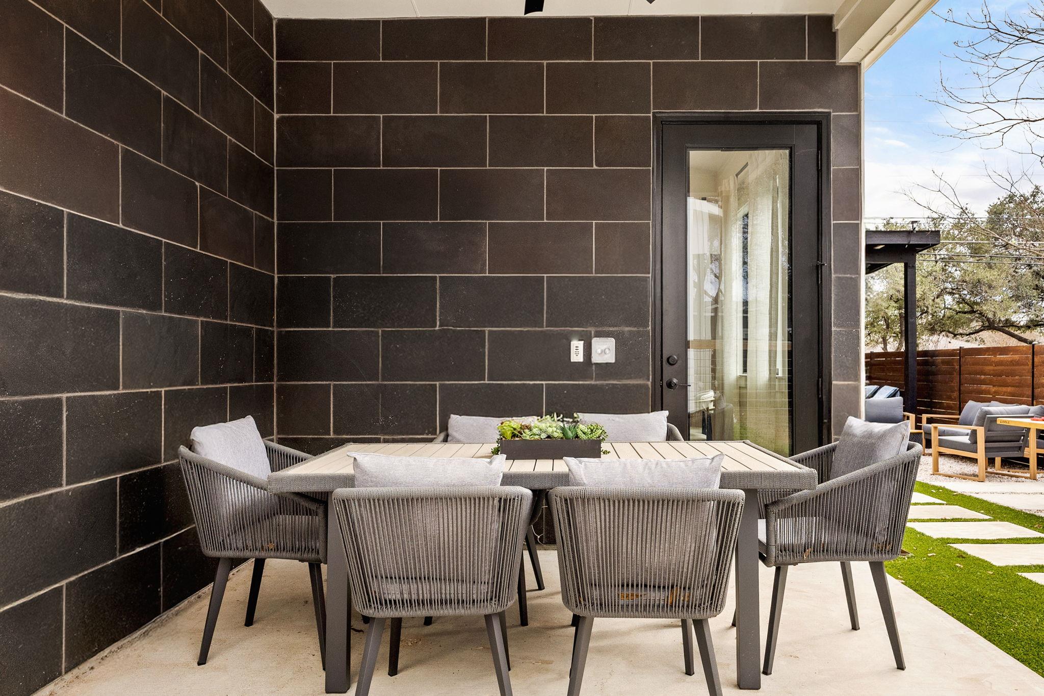 4418 Red River ST # 1