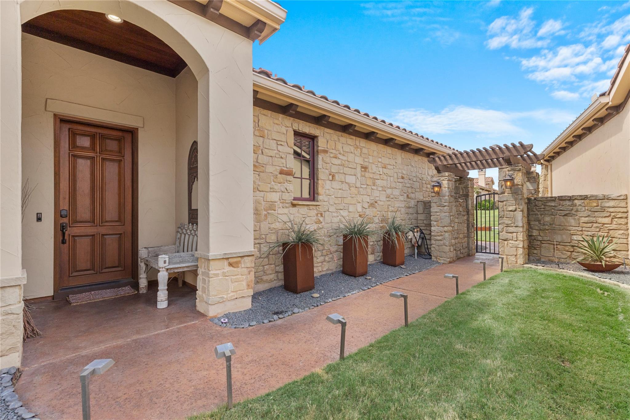 19 San Savio CT, Austin