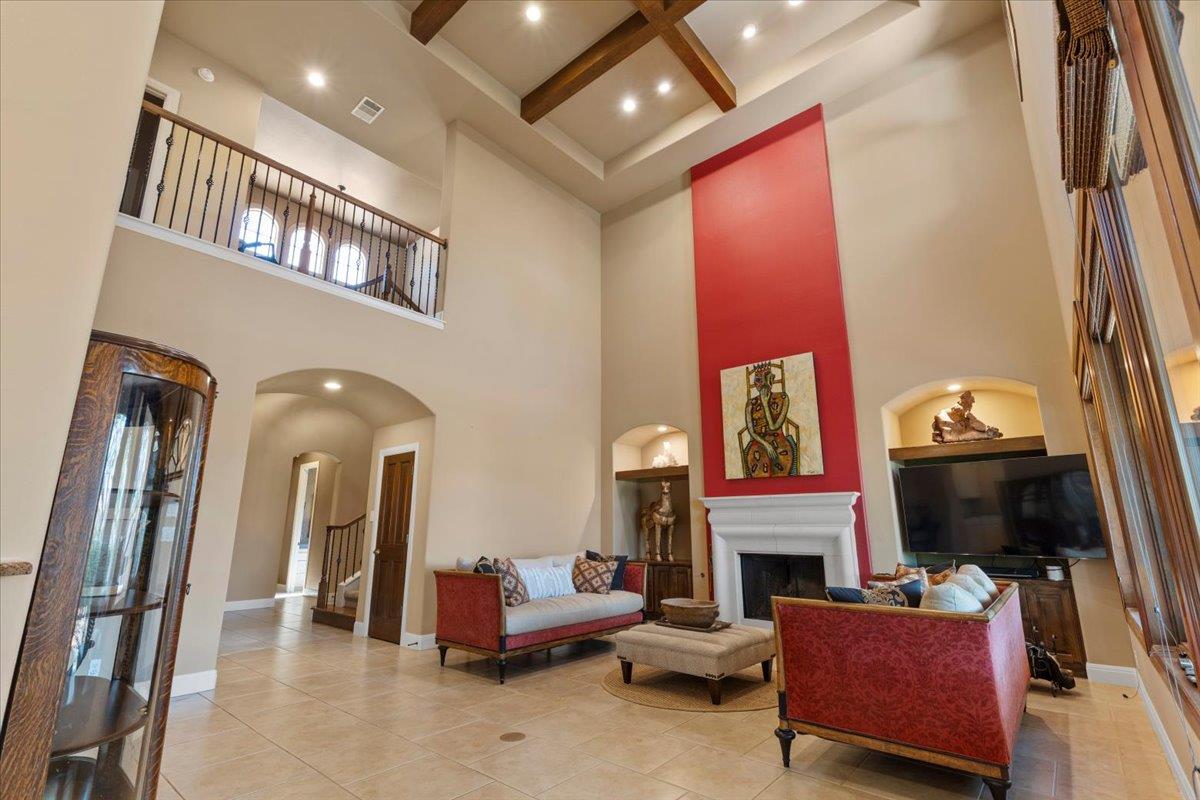 19 San Savio CT, Austin