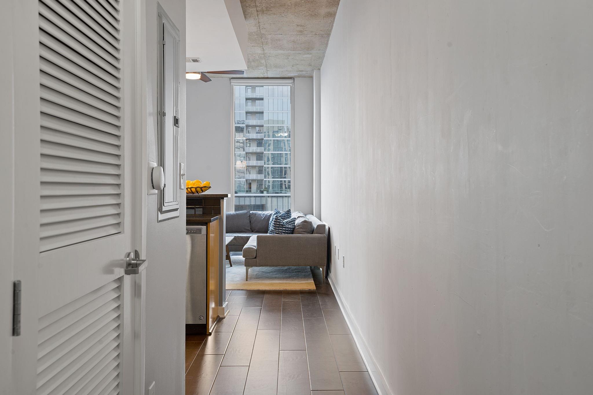 360 Nueces ST # 3608