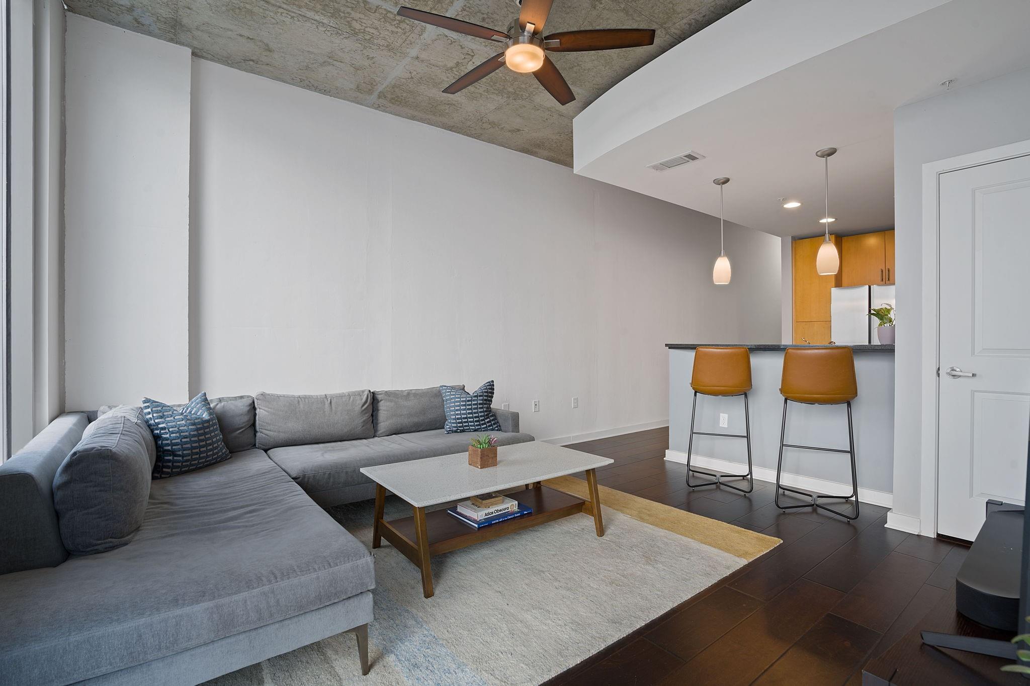 360 Nueces ST # 3608