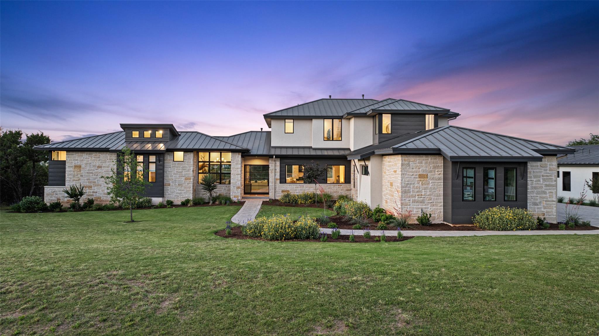 6404 Madrone Tree LN