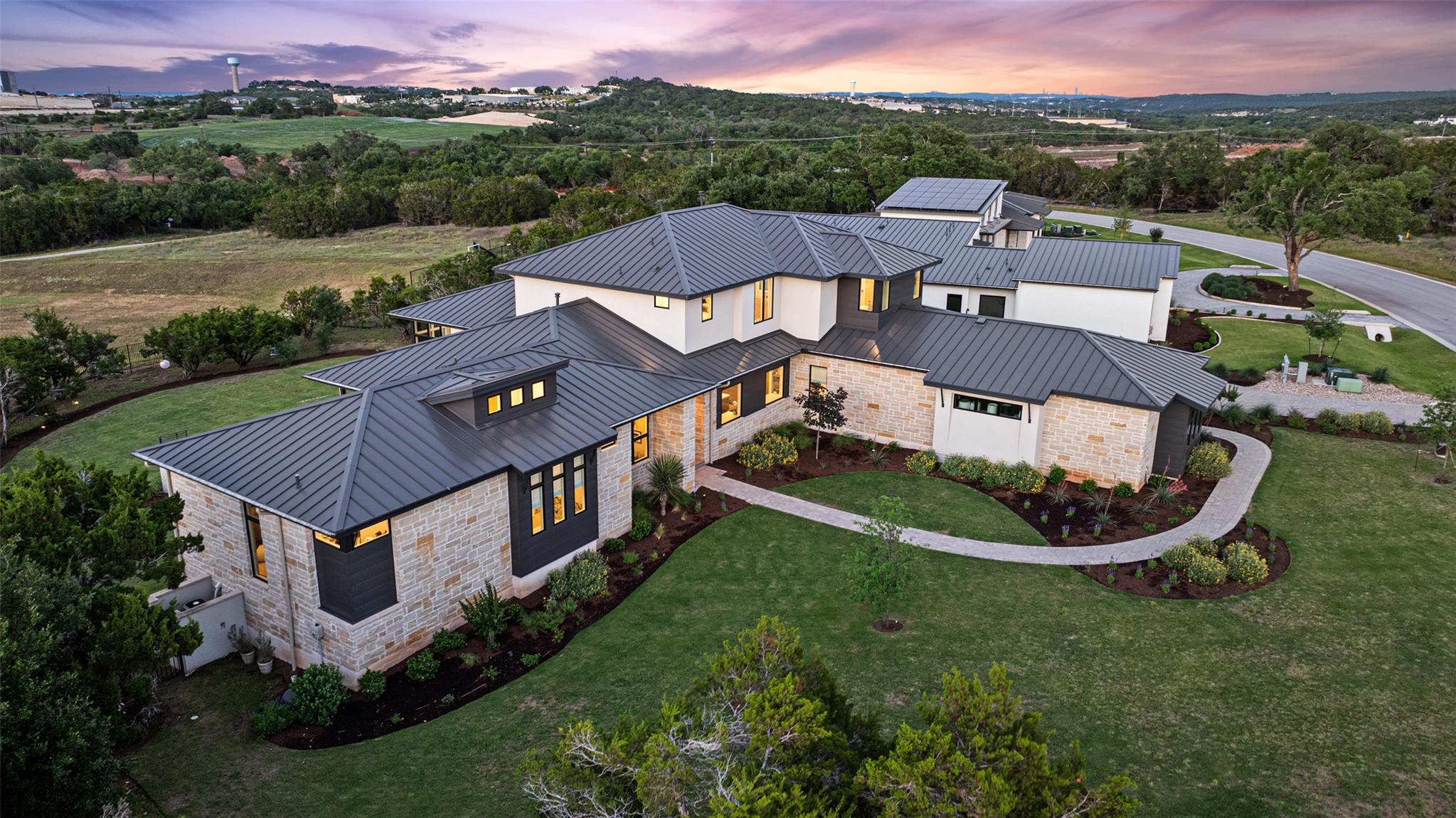 6404 Madrone Tree LN