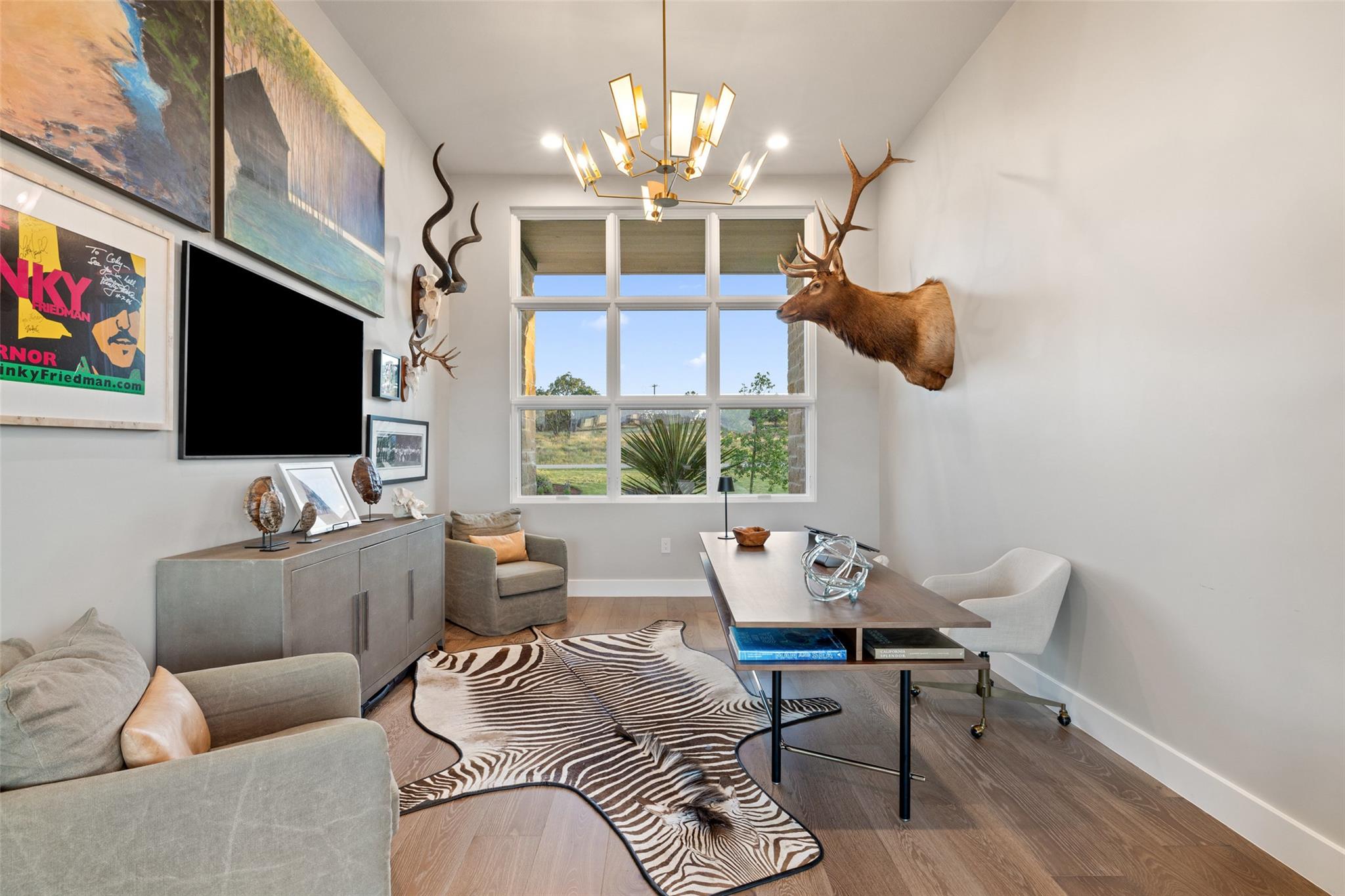 6404 Madrone Tree LN