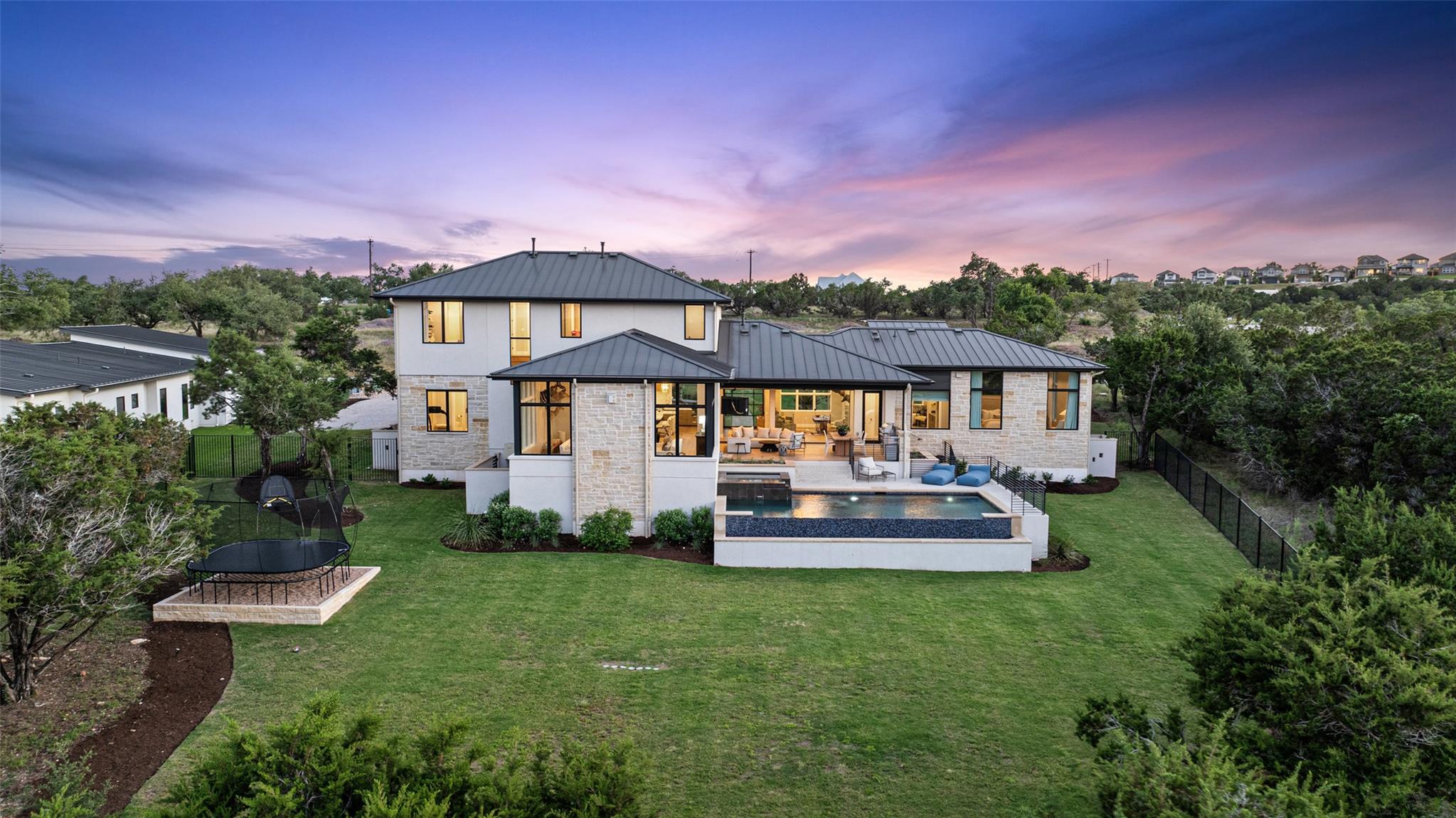 6404 Madrone Tree LN