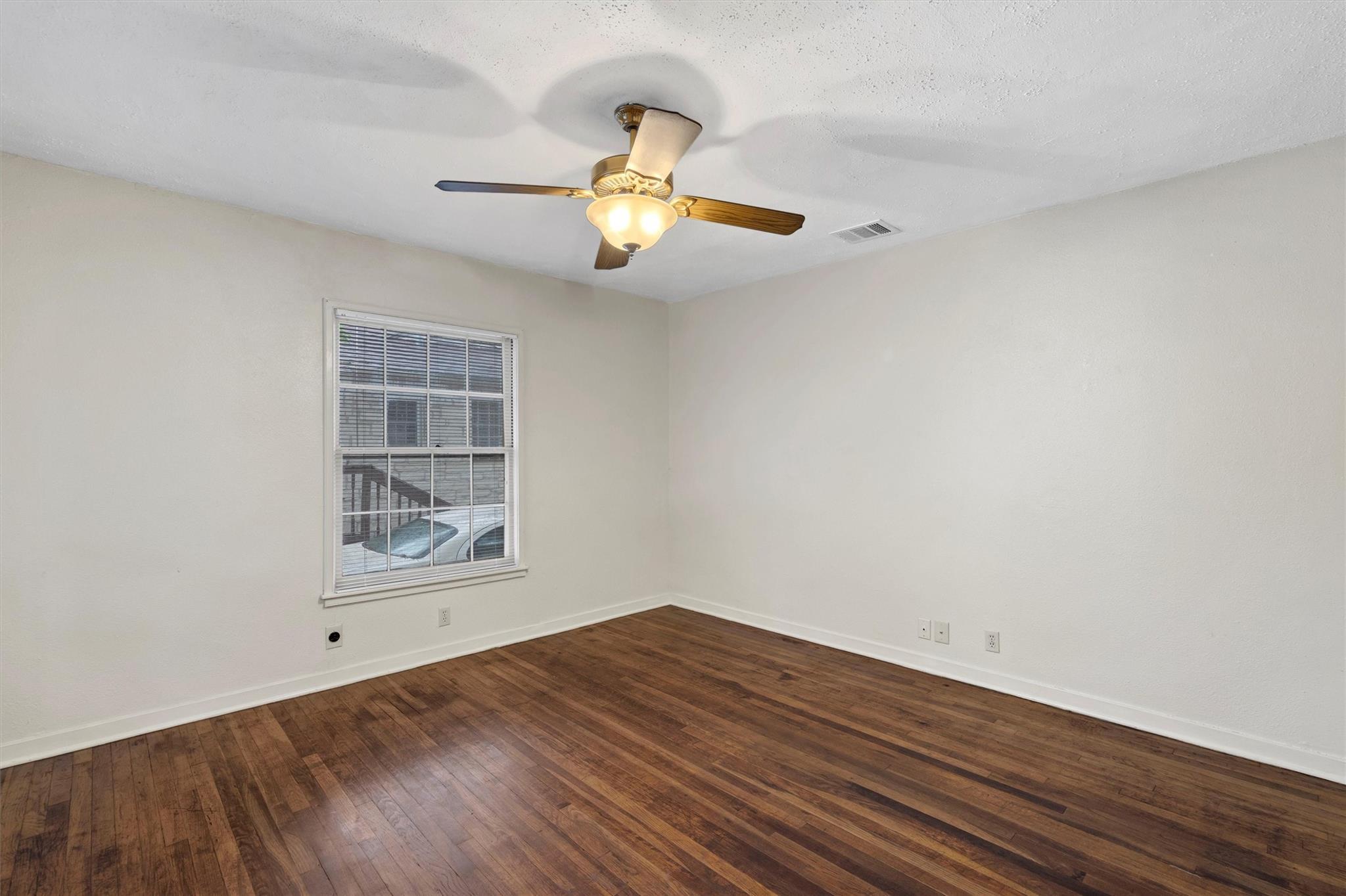 1511 Alguno RD, Austin