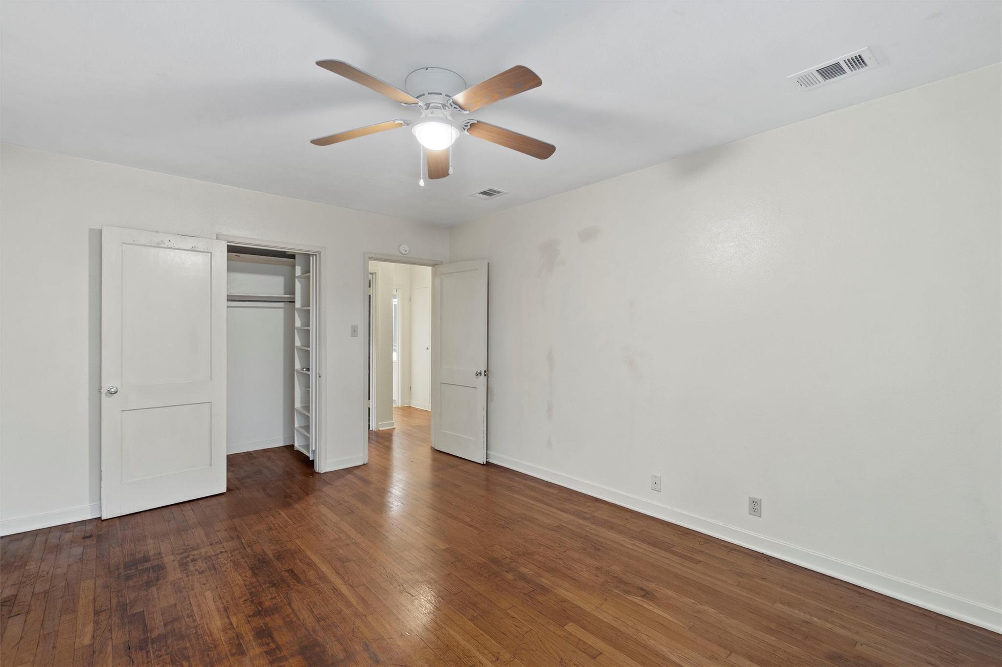 1511 Alguno RD, Austin