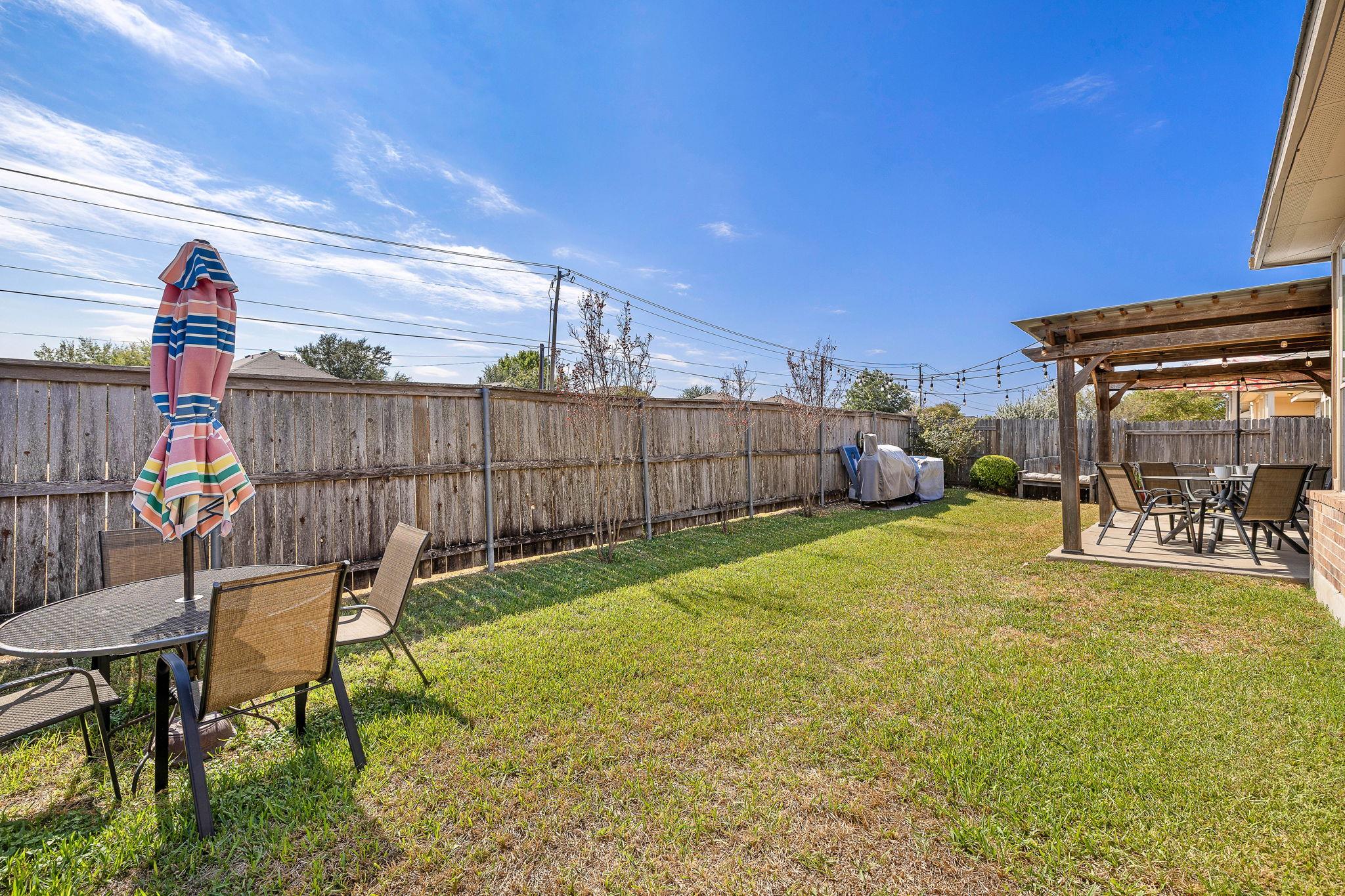 2494 Santa Barbara LOOP, Round Rock