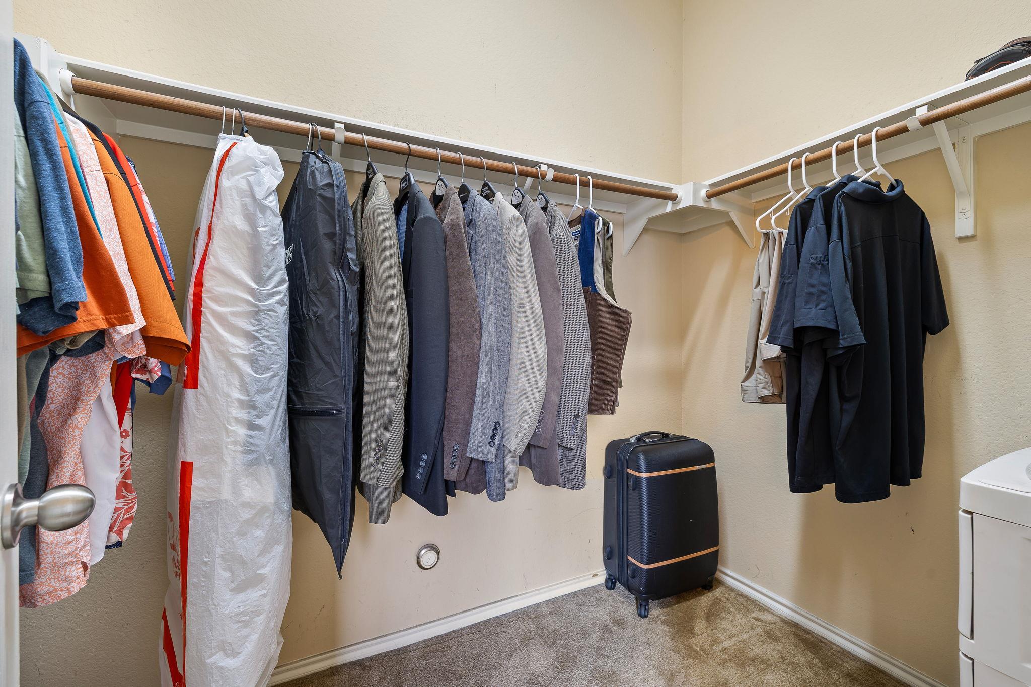 2494 Santa Barbara LOOP, Round Rock