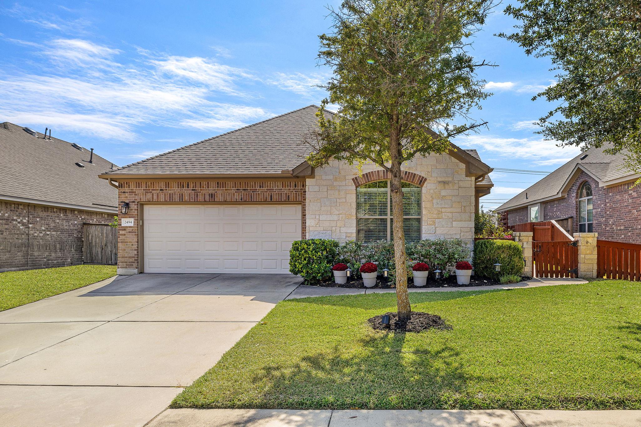 2494 Santa Barbara LOOP, Round Rock