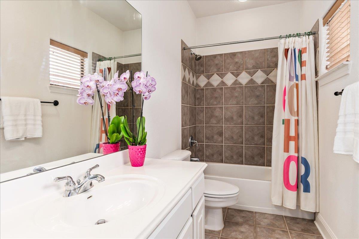 37 Autumn Oaks DR