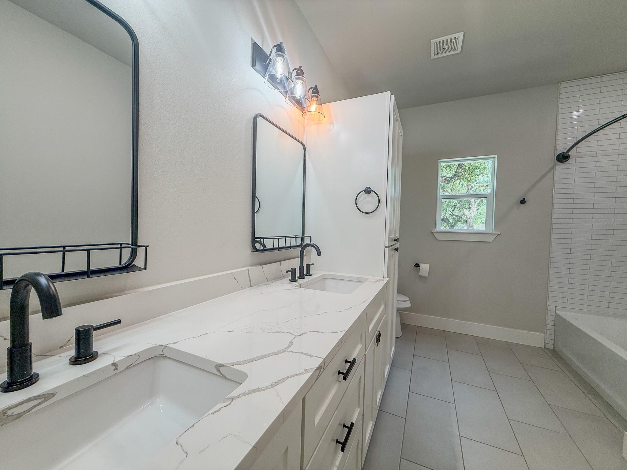 54 Persimmon Dr DR