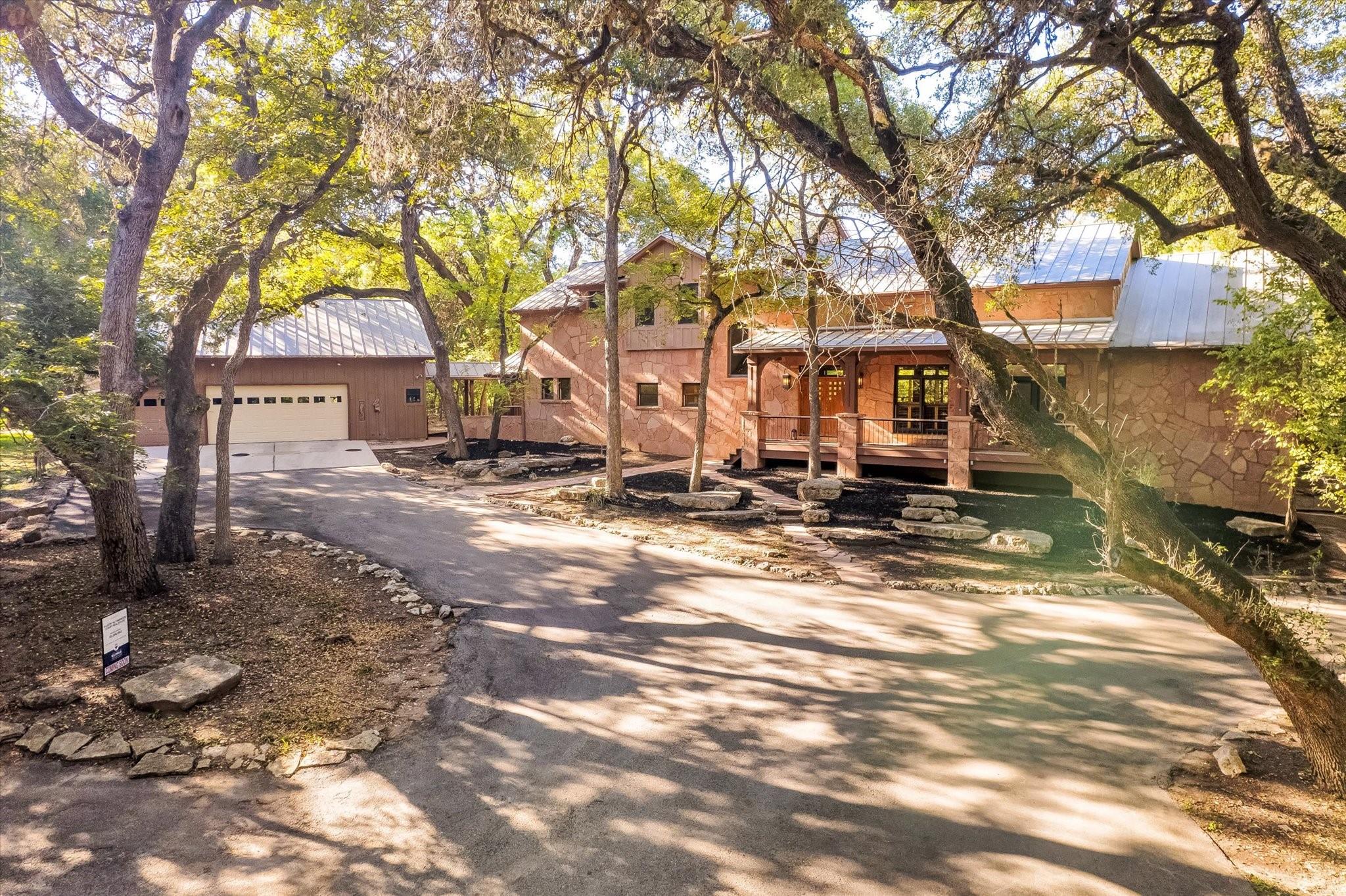 400 E BLANCO BEND RD