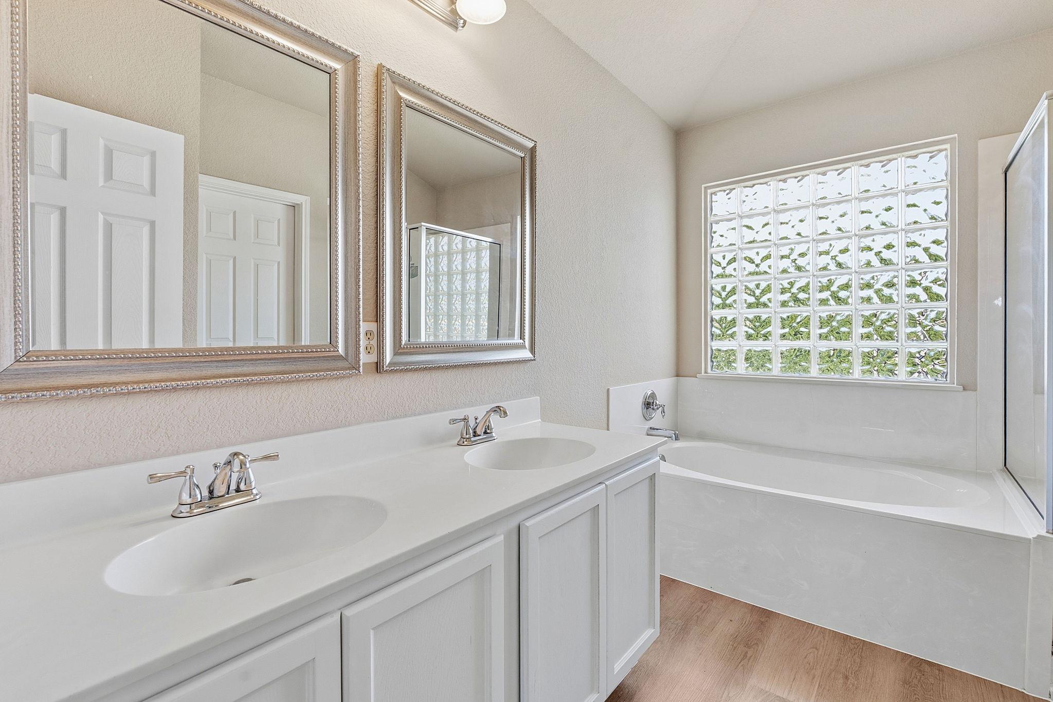 601 Brazos Bend DR
