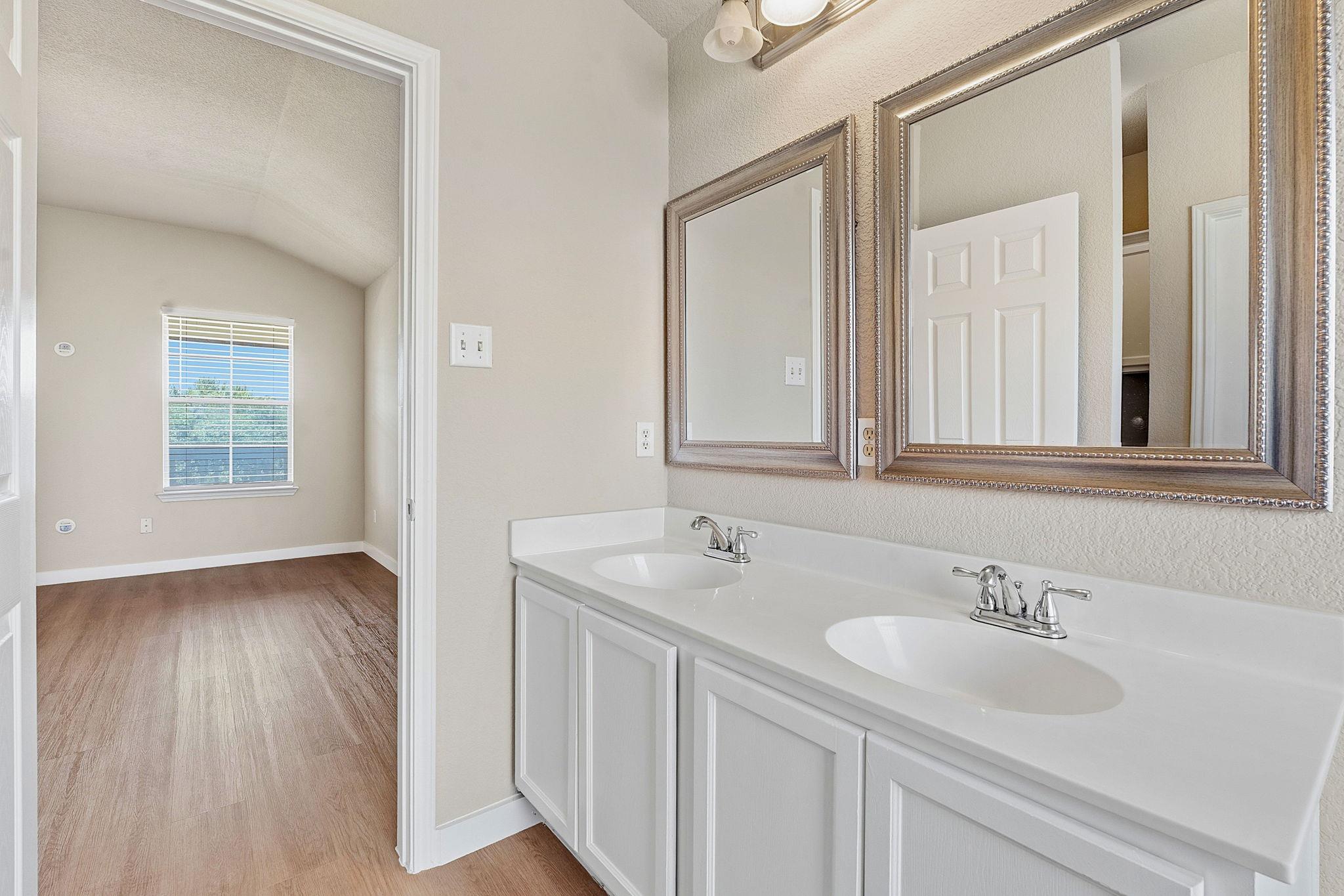 601 Brazos Bend DR