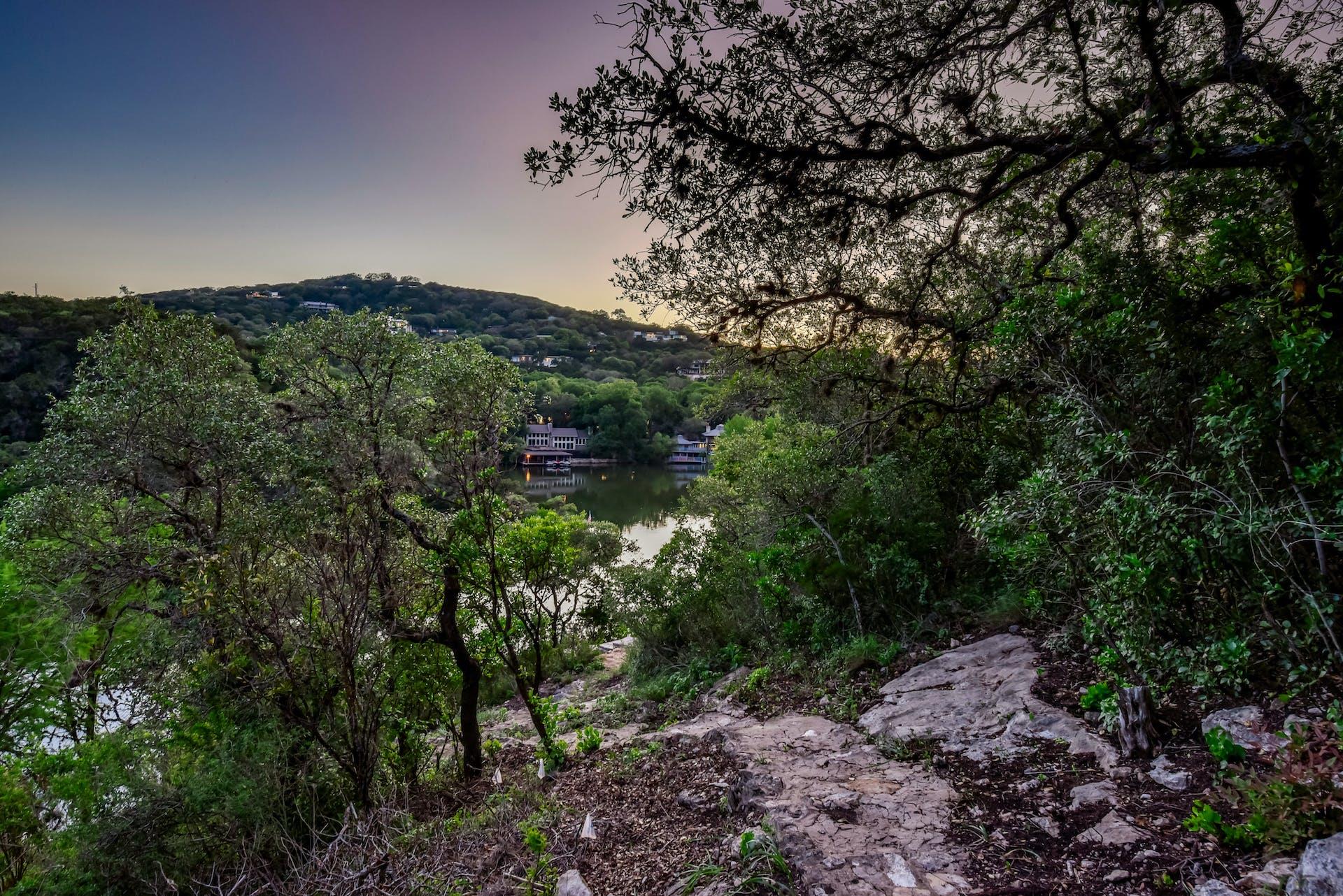 1712 Lakeshore DR # B