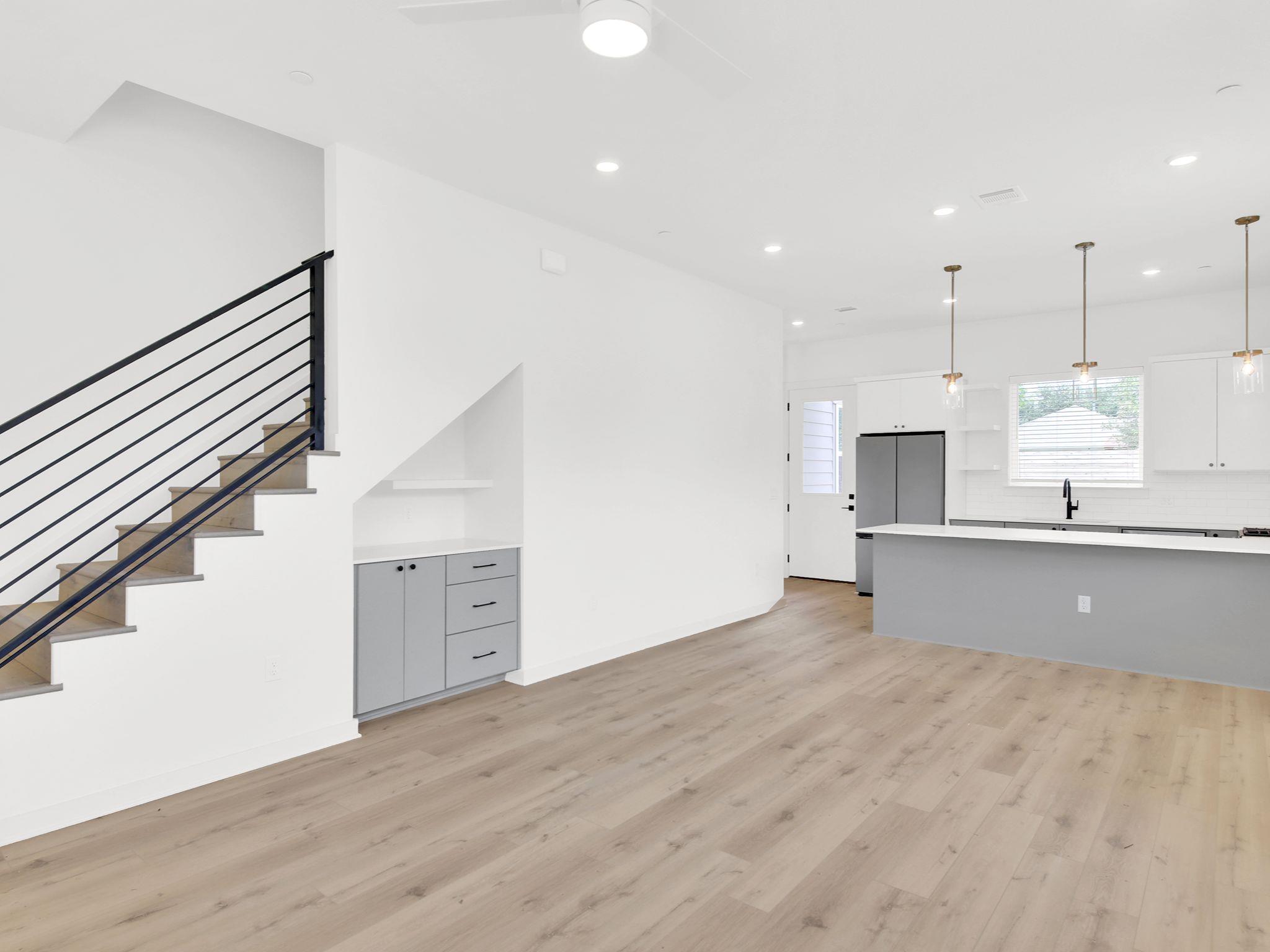 7208 Providence Ave # 3