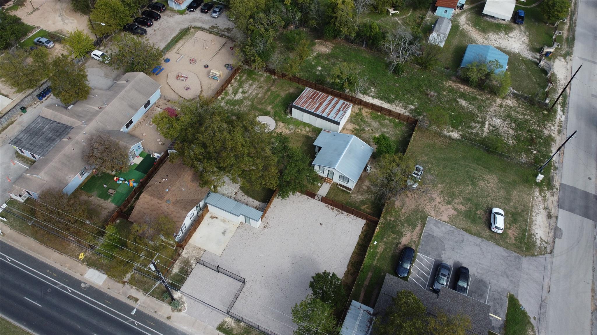 306 W Stassney LN Unit: 1&2