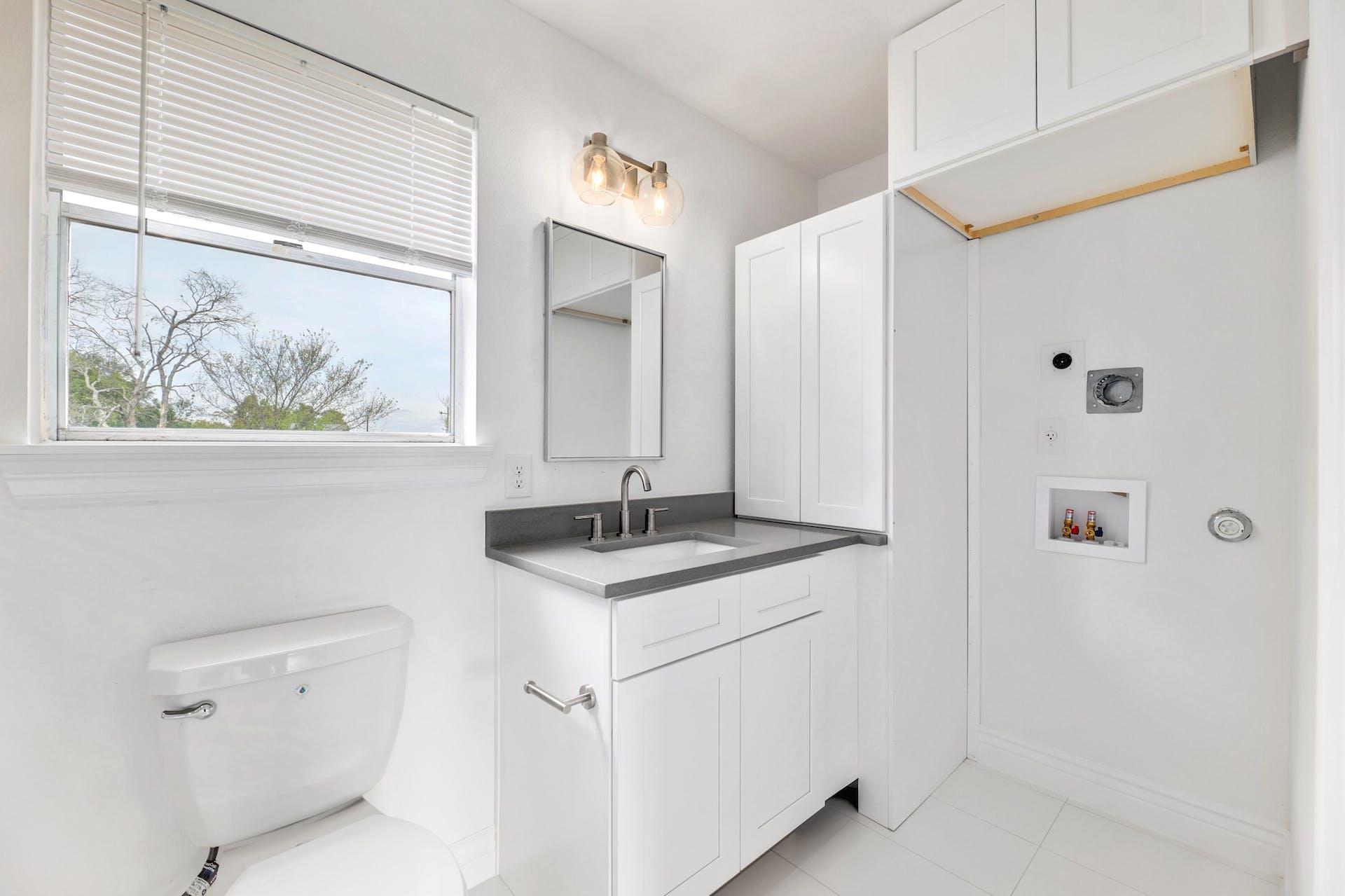 306 W Stassney LN Unit: 1&2