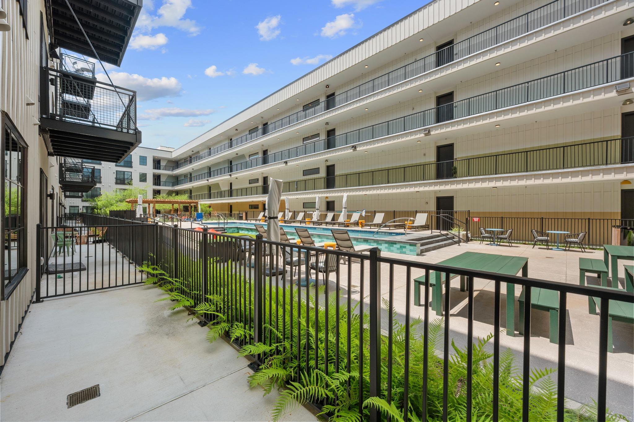 4315 S Congress Ave # 208
