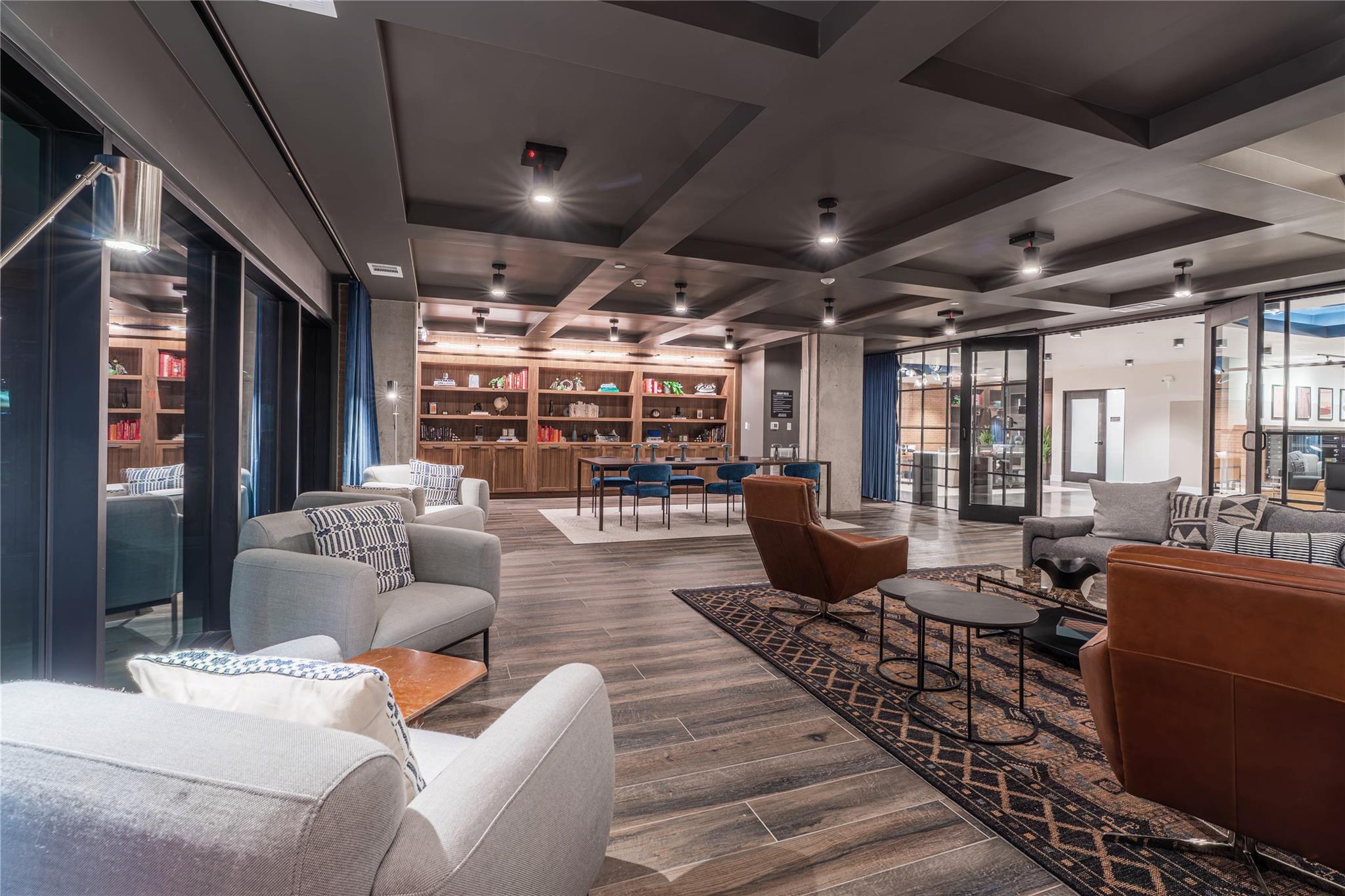 4315 S Congress Ave # 208
