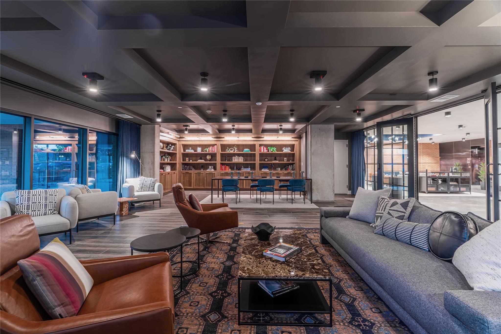 4315 S Congress Ave # 208