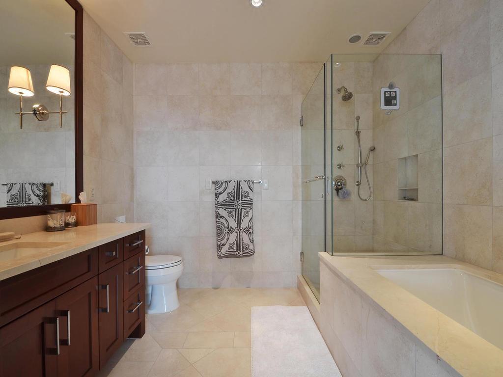 98 San Jacinto BLVD # 1603